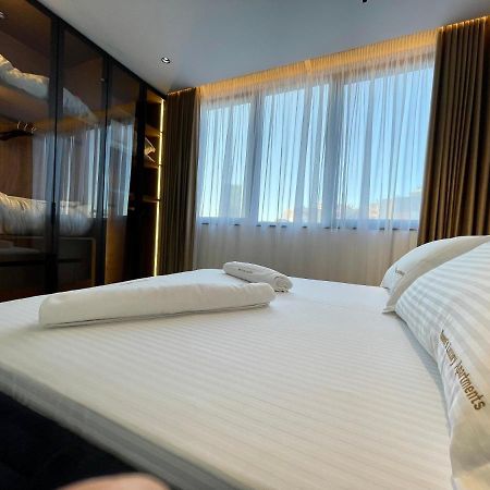 Queens Luxury Apartments Tiran Dış mekan fotoğraf