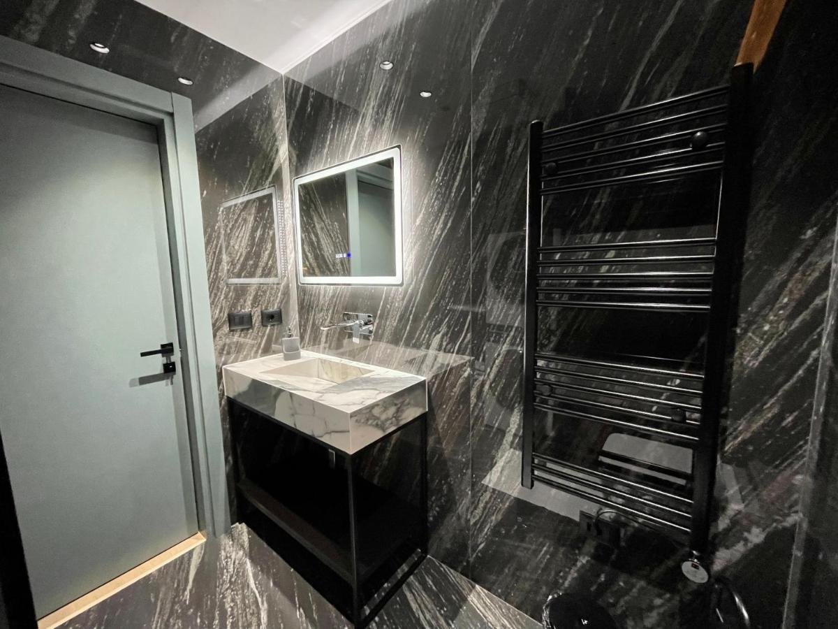 Queens Luxury Apartments Tiran Dış mekan fotoğraf