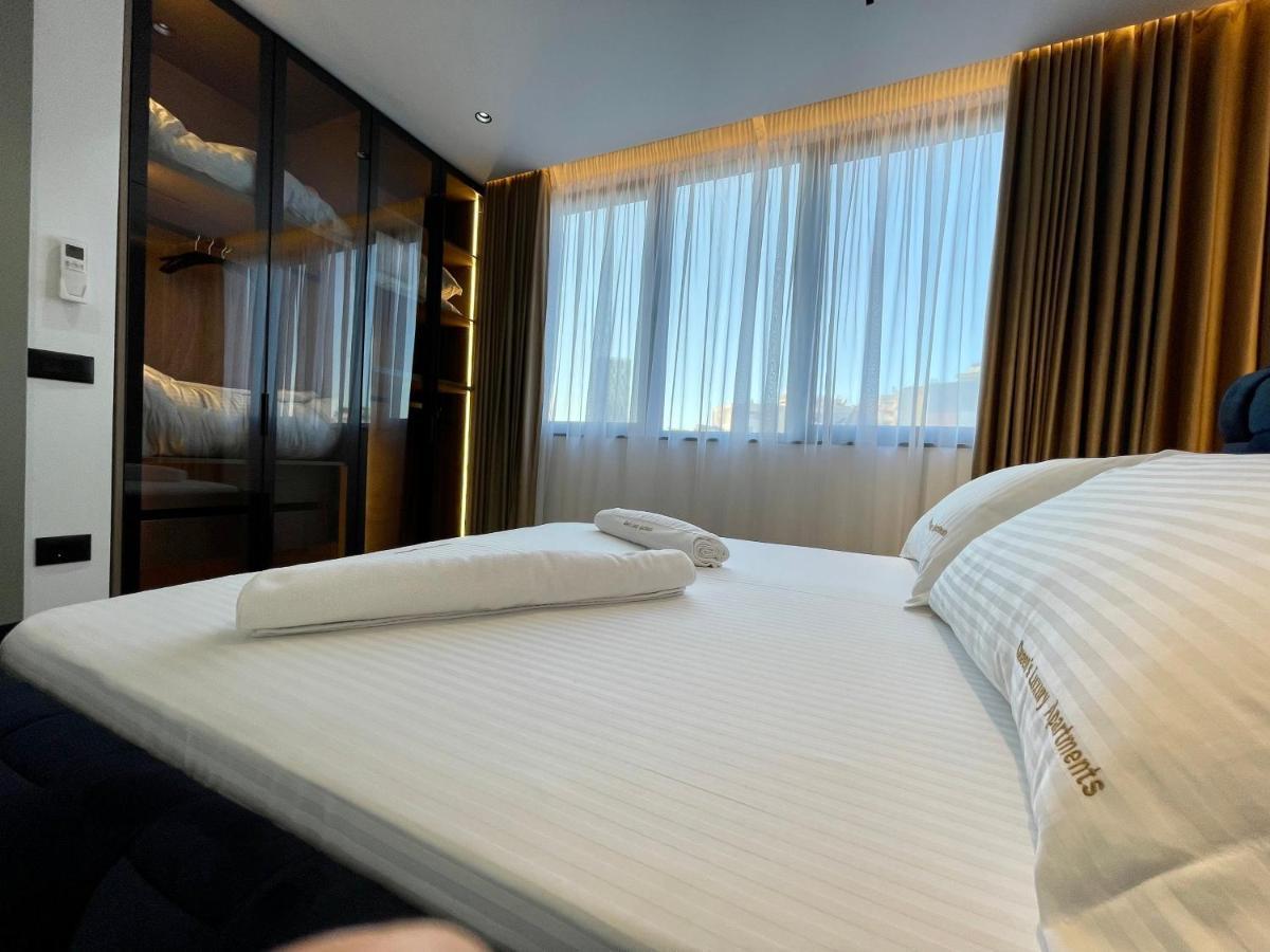 Queens Luxury Apartments Tiran Dış mekan fotoğraf