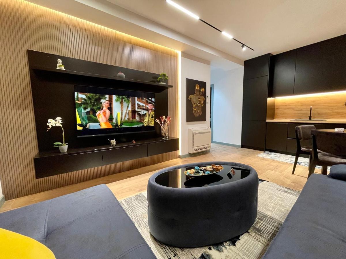 Queens Luxury Apartments Tiran Dış mekan fotoğraf