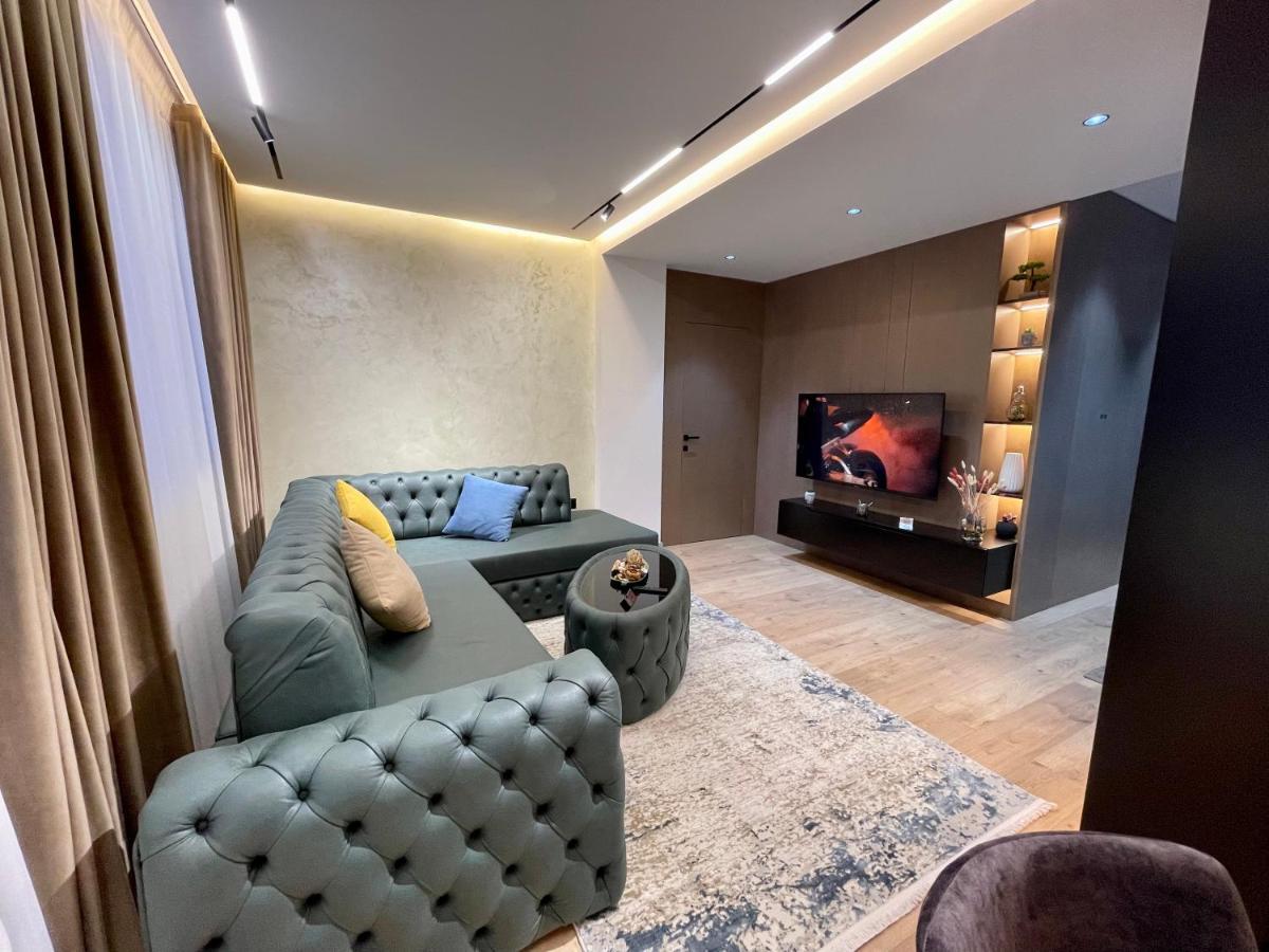 Queens Luxury Apartments Tiran Dış mekan fotoğraf