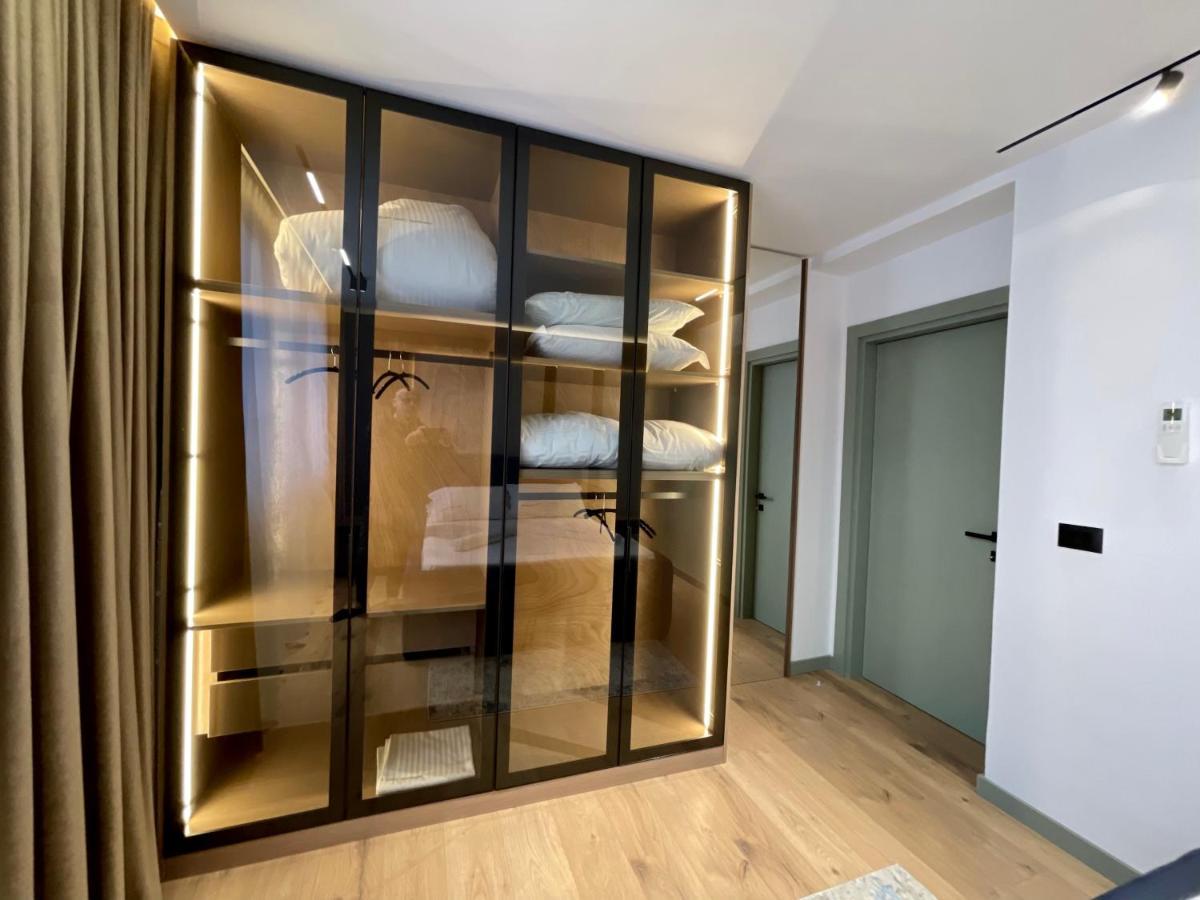 Queens Luxury Apartments Tiran Dış mekan fotoğraf