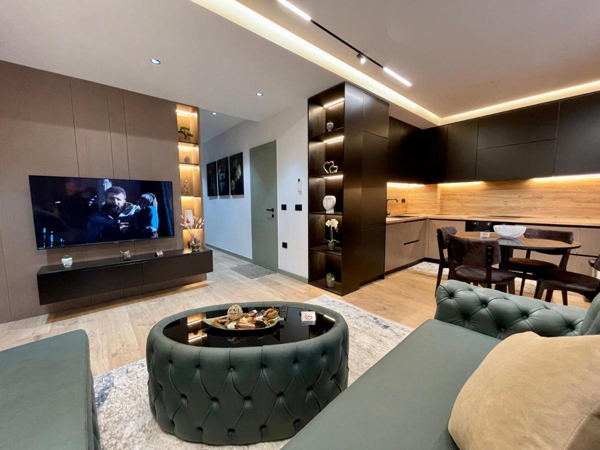 Queens Luxury Apartments Tiran Dış mekan fotoğraf