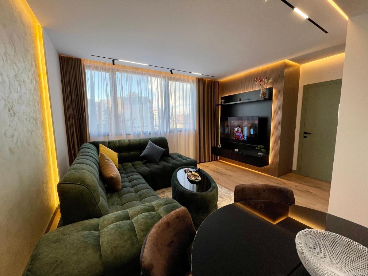 Queens Luxury Apartments Tiran Dış mekan fotoğraf