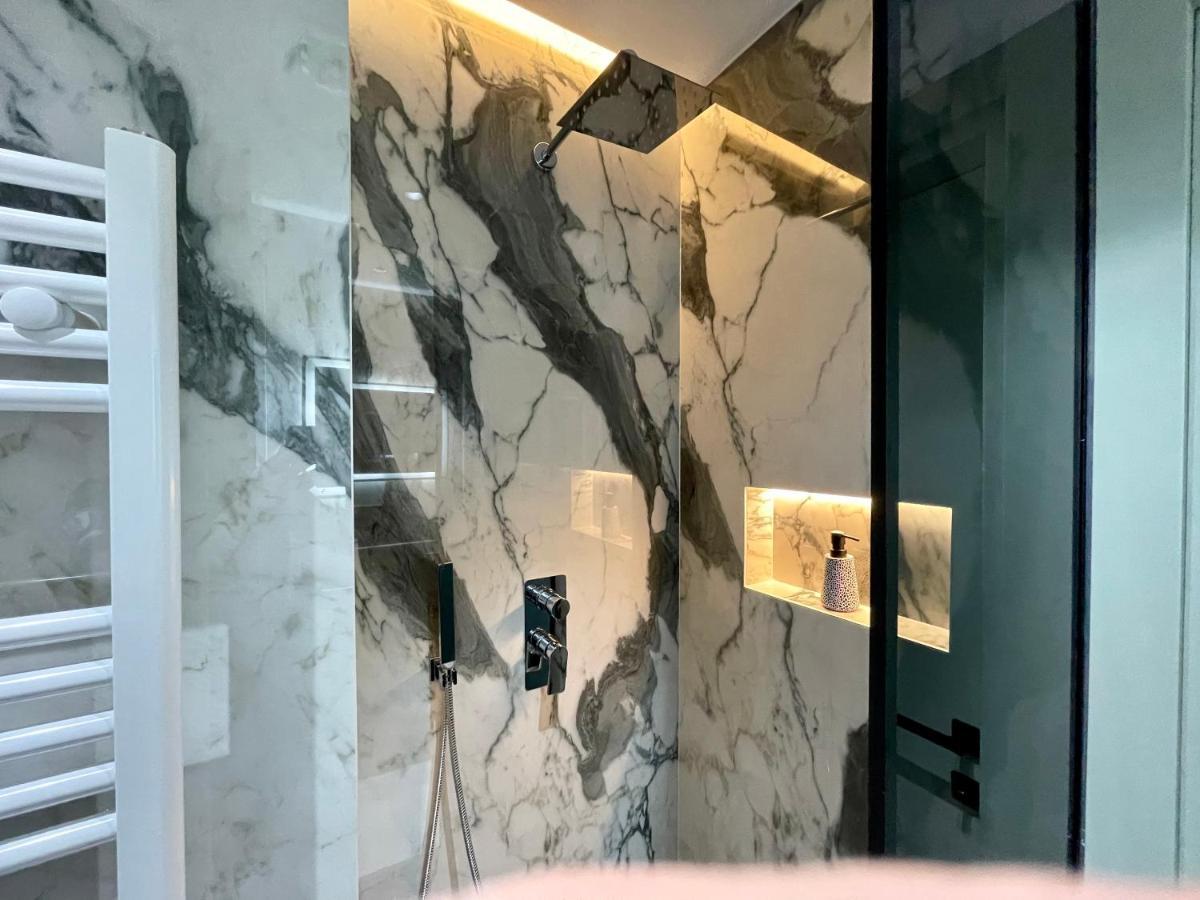 Queens Luxury Apartments Tiran Dış mekan fotoğraf